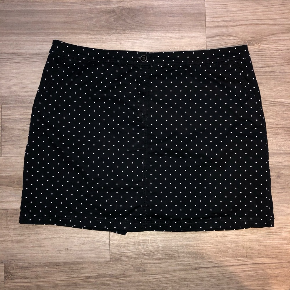 Karen Scott Black Polka Dot Skort Size 22W